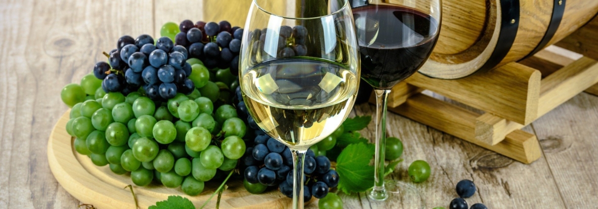 verre vin blanc et rouge