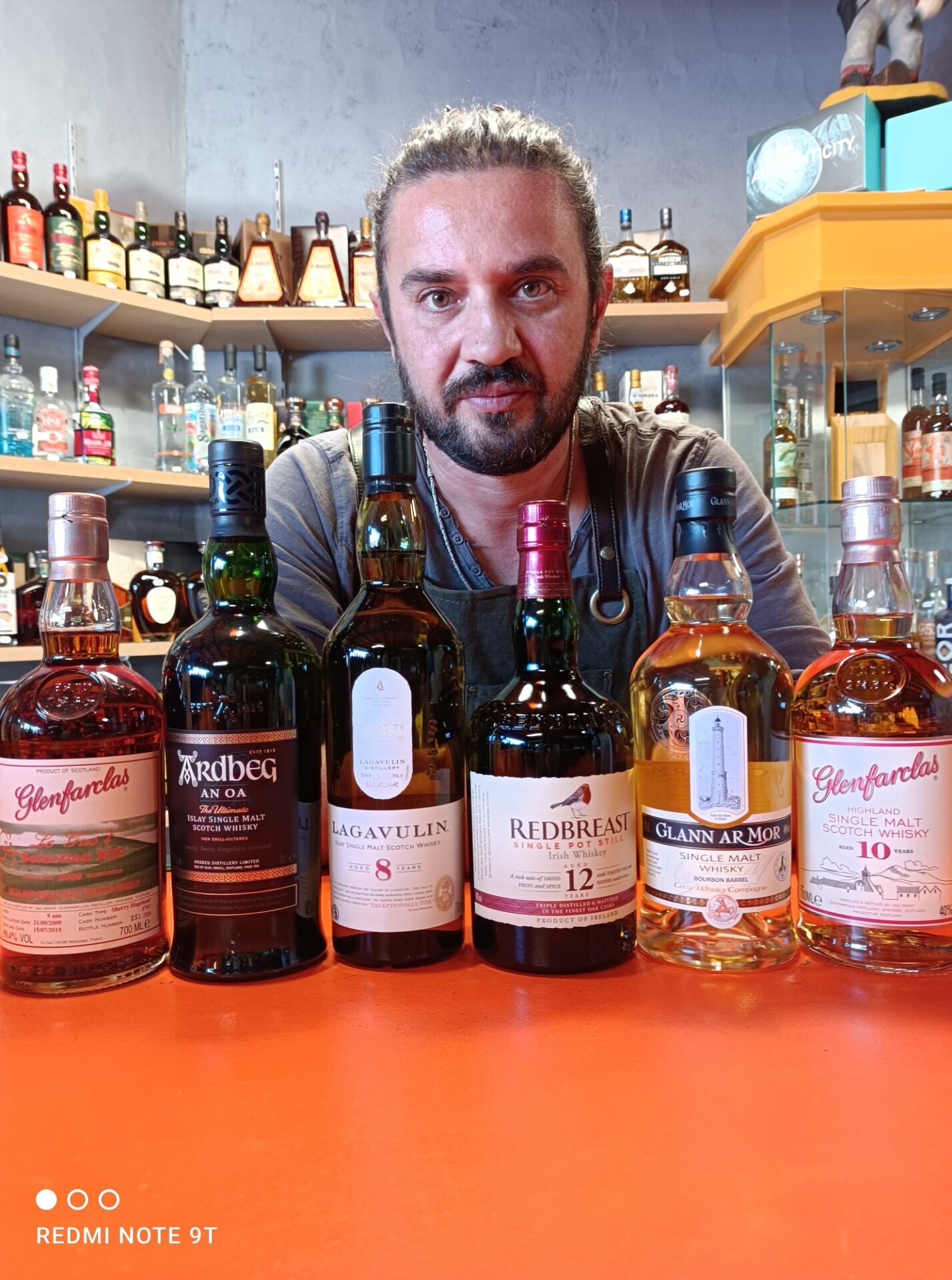 Les whiskies en dégustation à La Destrousse