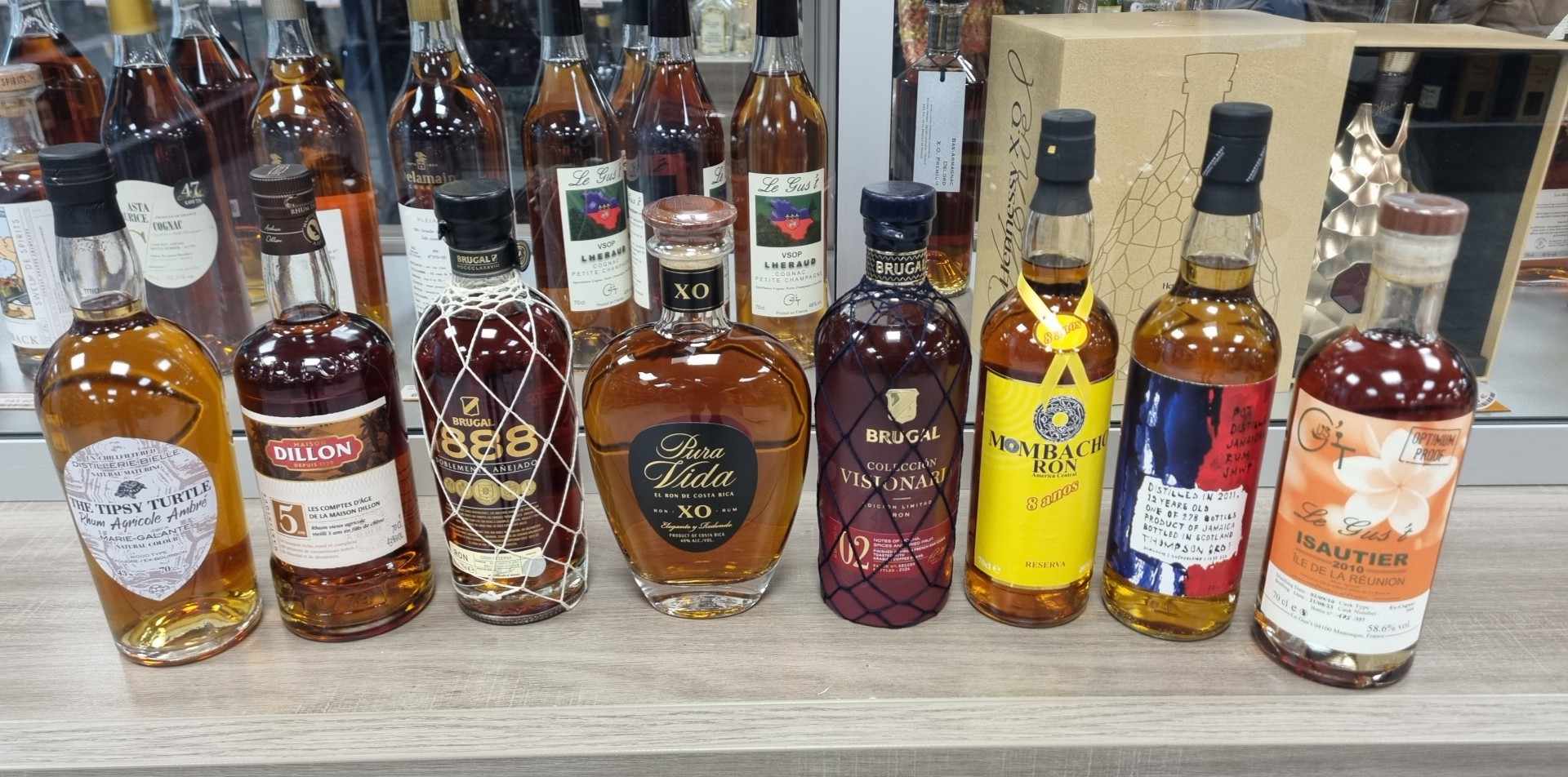 Nom d’une canne ! Cynthia et Alexandre ont encore ouvert des bouteilles de rhum